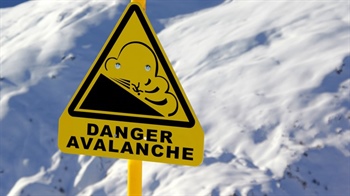 2 Snowmobilers Killed by Avalanches in Washington and Idaho