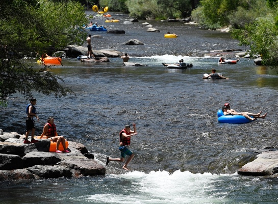 Golden eyes tubing reservation system on Clear Creek to manage swelling summer crowds
