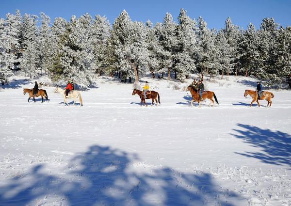 5 Colorado Dude Ranches Spectacular in Winter