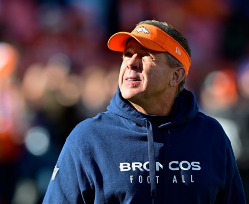 Keeler: Sean Payton has replaced Russell Wilson as face of Broncos. And he’s...