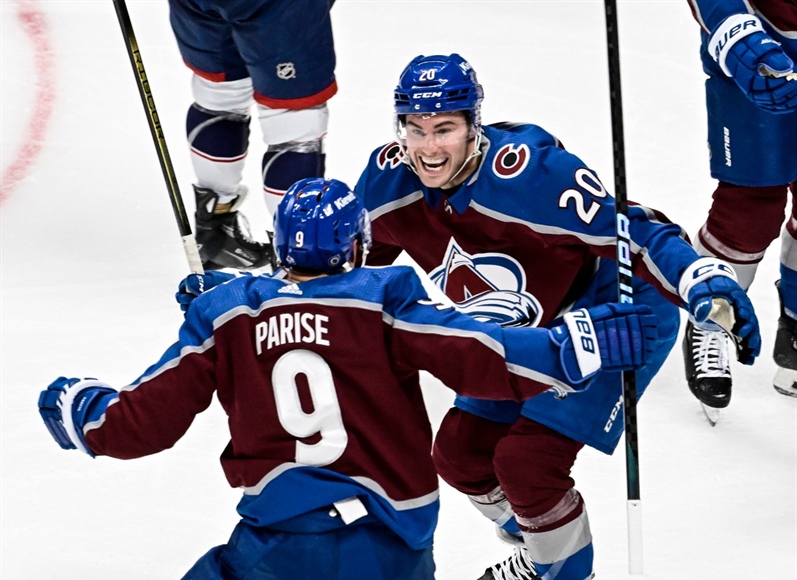 Nathan MacKinnon, Valeri Nichushkin set new career highs as Avalanche blasts Blue...