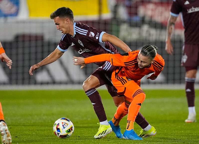 Controversial finish dooms Rapids to stoppage time loss to Houston Dynamo