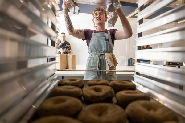 On its first day, this new shop sold out of 300 bagels in half an hour