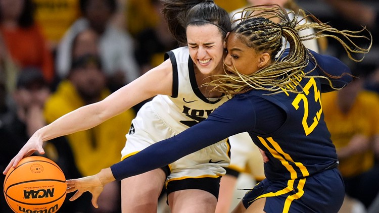 March Madness: 3 perfect women's brackets remain entering Sweet 16