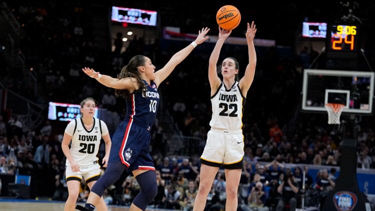 South Carolina awaits after Caitlin Clark leads Iowa to 71-69 win over UConn