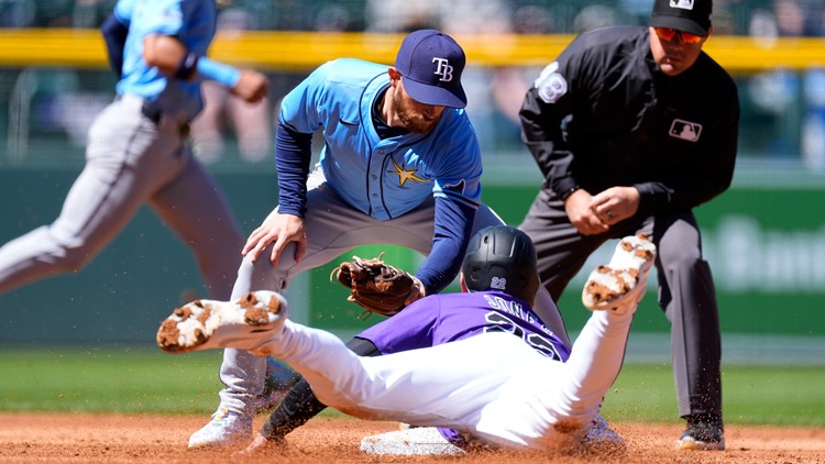 Rockies lose third straight series to open season