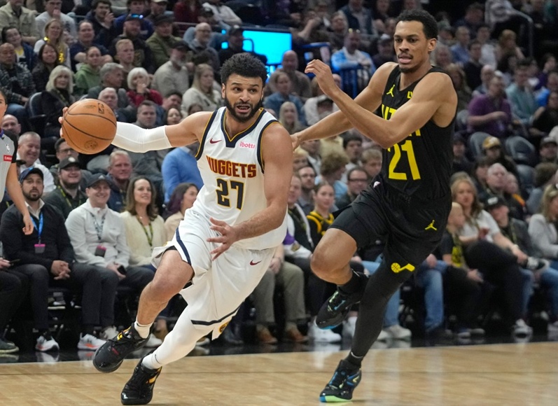 On minutes restriction, Jamal Murray leads Nuggets to win at Utah Jazz to stay...