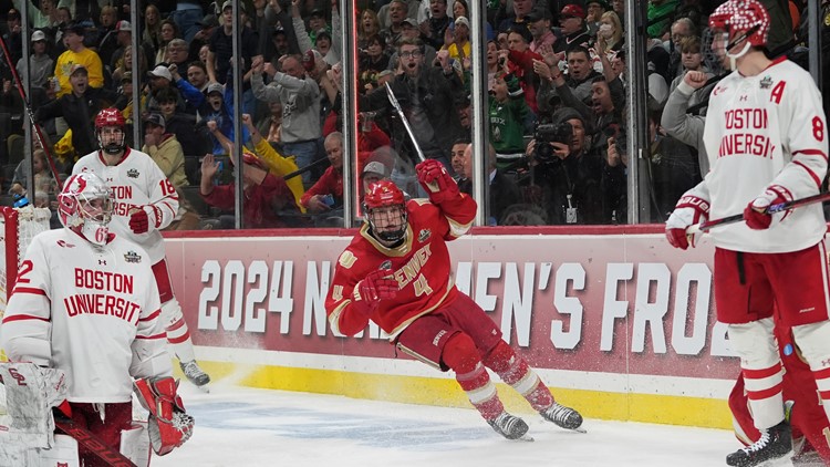 DU hockey advances to national championship game