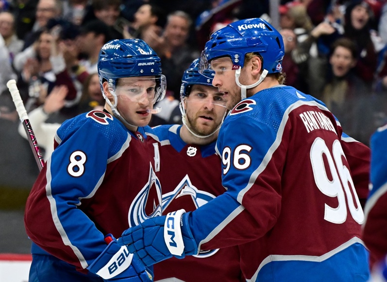 Nathan MacKinnon breaks Avalanche single-season record for points in...