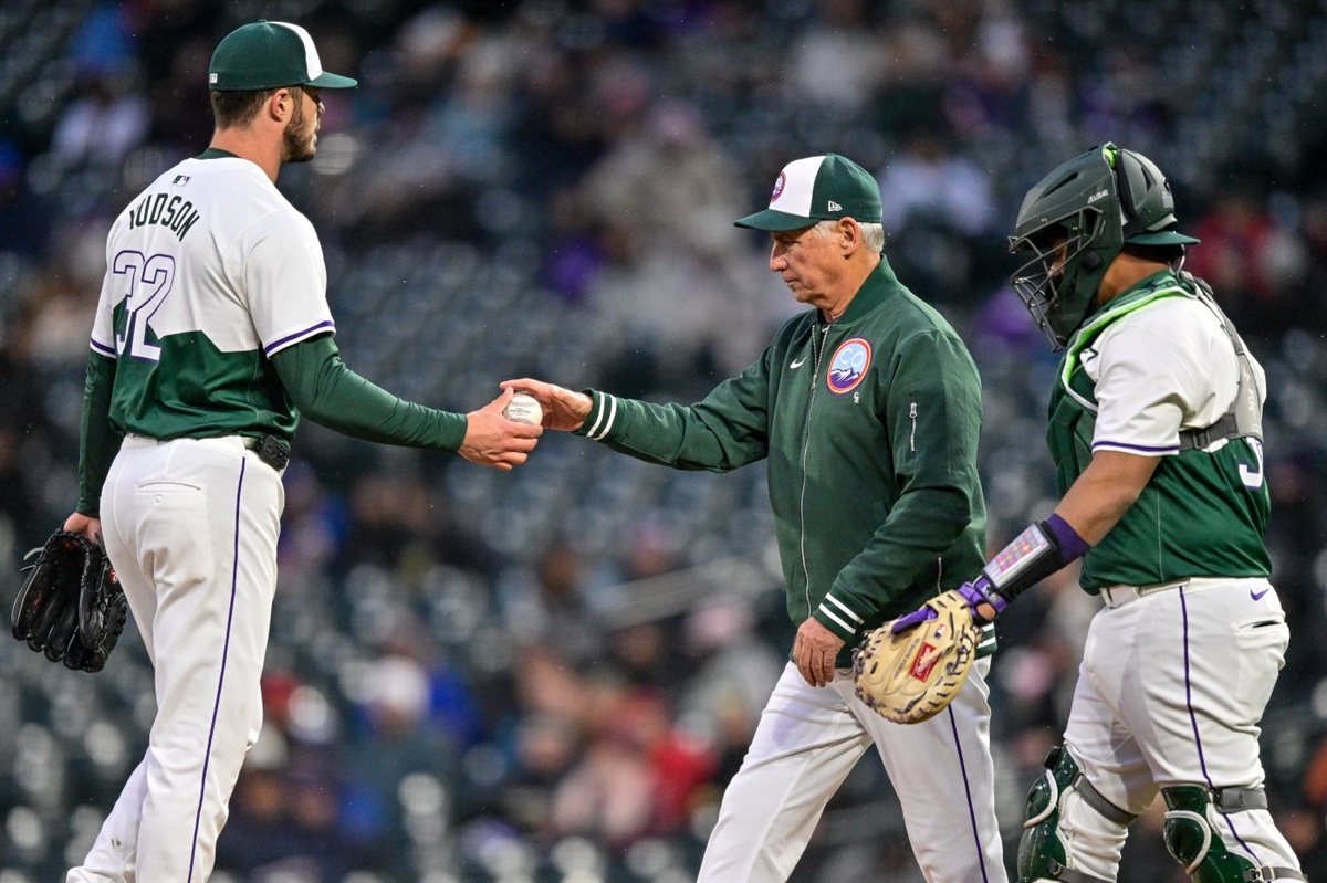 Rockies, dominated by Mariners’ Luis Castillo, lose sixth straight