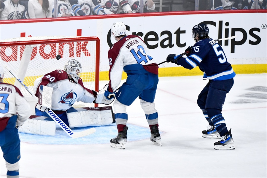 Alexandar Georgiev, Avalanche snowed under by Jets’ flurry of goals in Game 1 loss