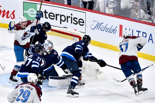 Once the biggest question, Avalanche’s center depth looked like a strength in Game 1 vs. Jets