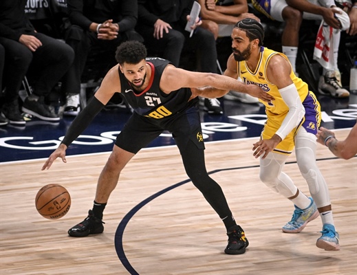 WATCH: Jamal Murray nails game-winning buzzer beater to lift Nuggets over Lakers in Game 2