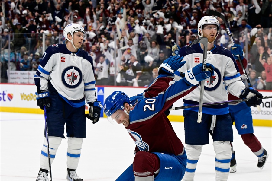 PHOTOS: Colorado Avalanche down Winnipeg Jets 6-2 in Game 3 of first-round NHL...