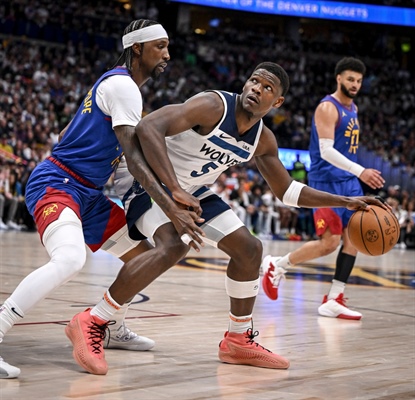 Anthony Edwards scores 43, Naz Reid has late surge to hand Nuggets 1-0 playoff series deficit to Timberwolves