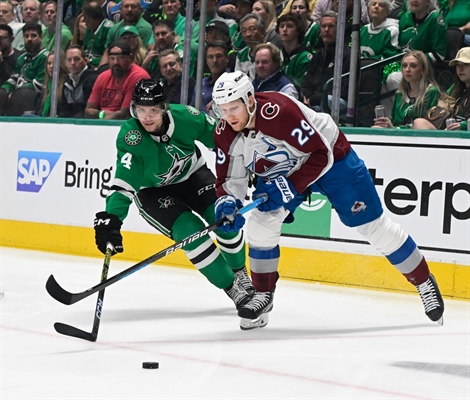 Avalanche’s stars keyed huge comeback, dominated the Stars in Game 1