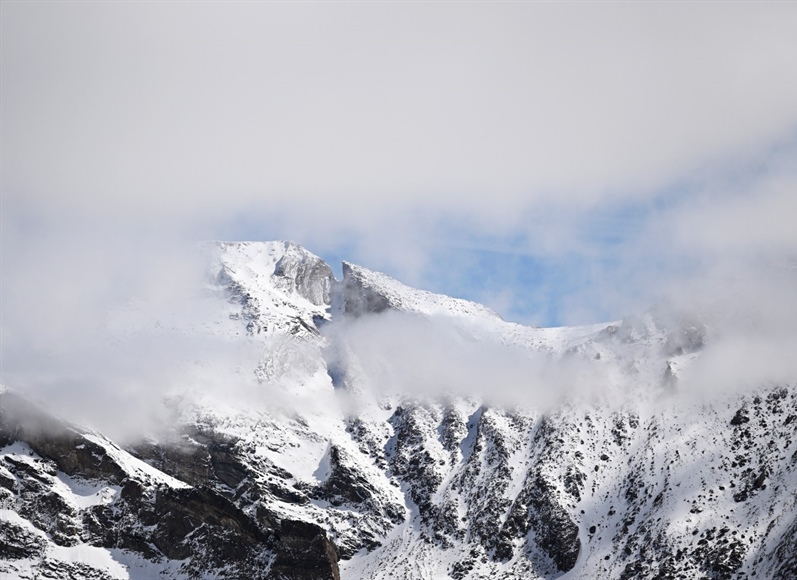 Colorado Springs man missing on Longs Peak since Sunday