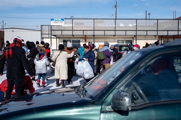 Denver buying gym-turned-migrant shelter in Athmar Park neighborhood for $4 million