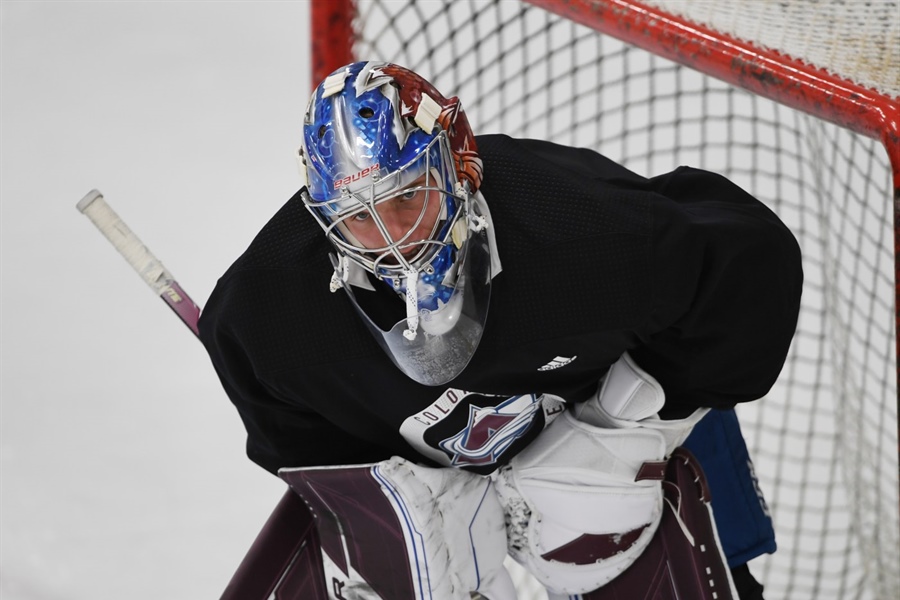 Avalanche signs goalie Trent Miner to one-year contract