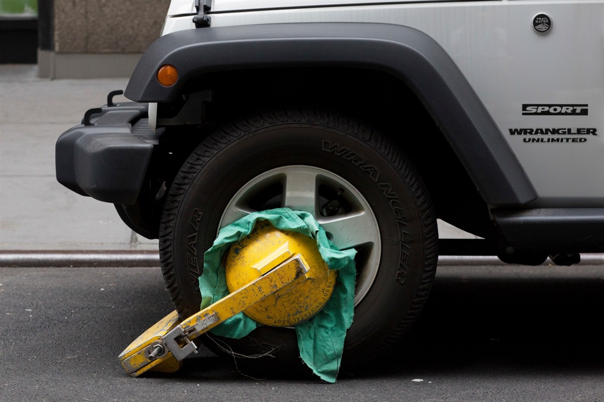 Colorado to close loophole in state regulation of parking boots