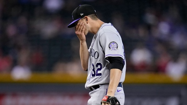 Diamondbacks overcome early 4-run deficit to beat Rockies 12-5