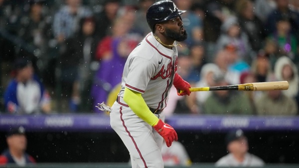 Ozuna's 30th home run leads Braves over Rockies 3-1 for 16th win in 21 games