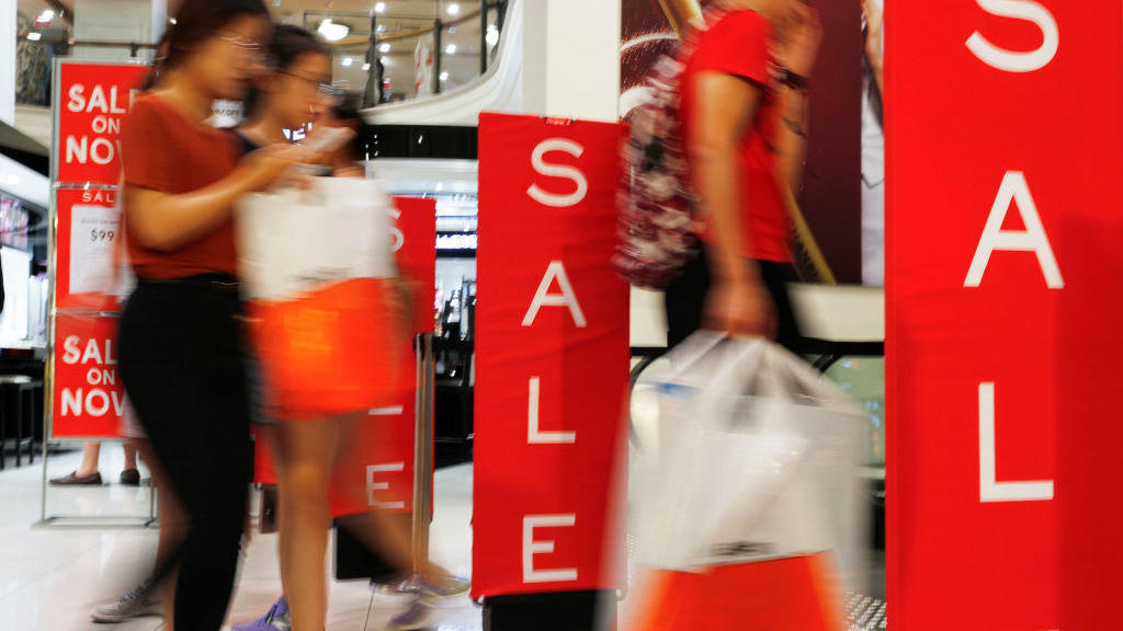 Retailers roll out summer deals for inflation-weary consumers. Here's where.