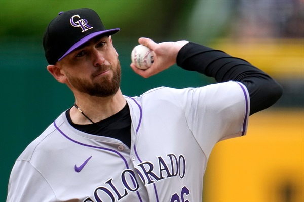 Rockies’ Austin Gomber scratched from start; Justin Lawrence goes on IL