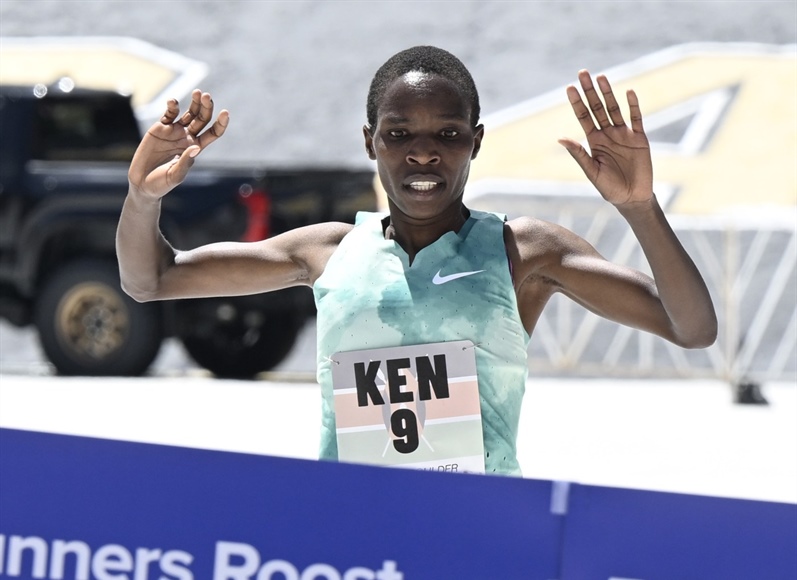 Bolder Boulder: Kenya’s Grace Loibach Nawowuna cruises to win in women’s pro race