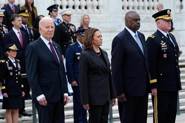 Biden says each generation has to “earn” freedom, in solemn Memorial Day remarks