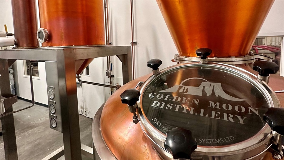 
      
        Award-Winning Colorado Distillery Golden Moon Shuts Down
      
    