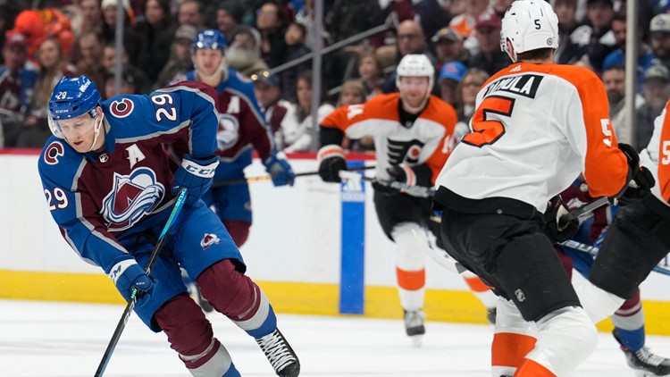 Avalanche fall to Flyers 5-2