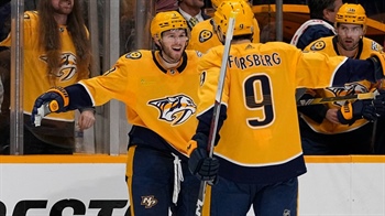 Forsberg, Trenin score in final minute to lead Predators to 4-3 come from behind win over Avalanche