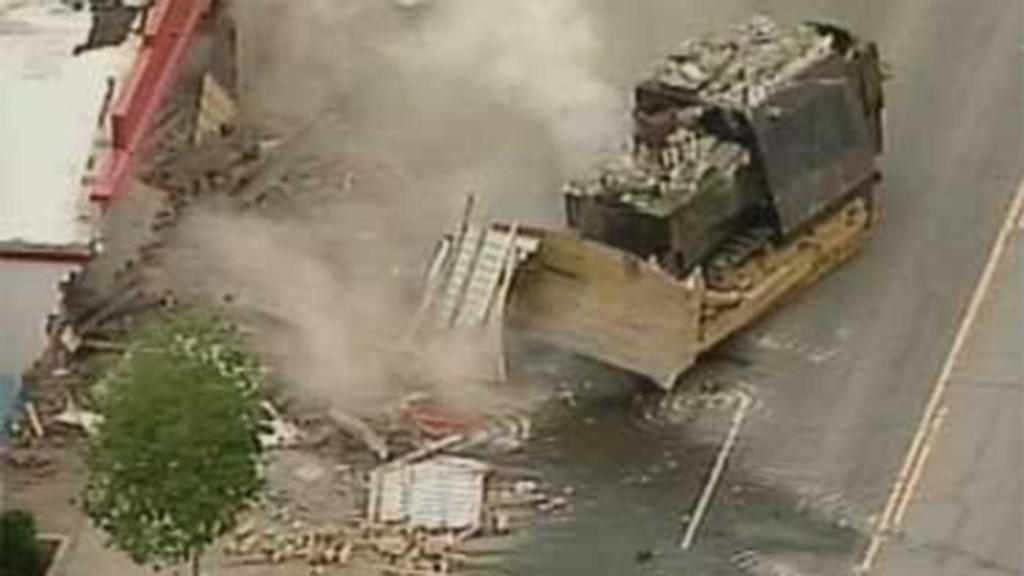 Colorado town where bulldozer rampage happened 20 years ago sends message to community