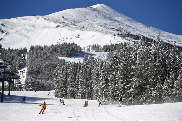 Skier dies after “serious incident” at Breckenridge Ski Resort Thursday