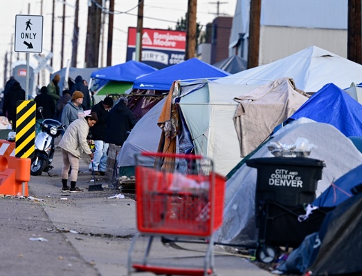 Denver OKs $5 million contract to move hundreds of homeless people directly...
