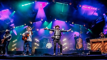 
      
        Old Crow Medicine Show Recalls Career Highlights Ahead of Colorado Run
      
    