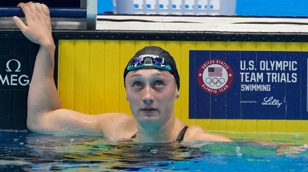 Regis Jesuit grad clinches Paris Olympics spot at swim trials