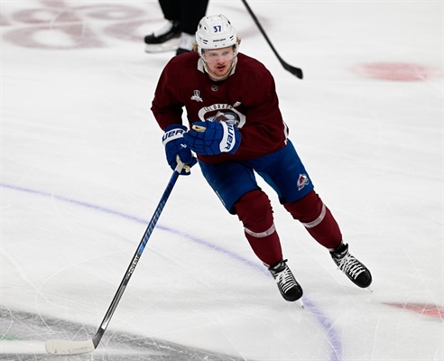 Avalanche re-signs forward Casey Mittelstadt to three-year contract