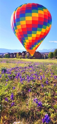 The best hot air balloon ride in the U.S. is in this Colorado town