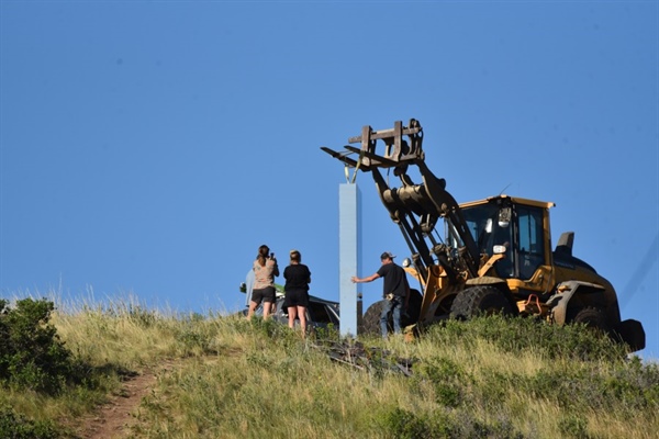 Mystery monolith hauled away in northern Colorado