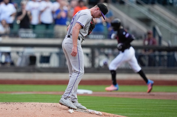 Rockies smack four home runs, still lose to Mets after Tanner Gordon gets shelled