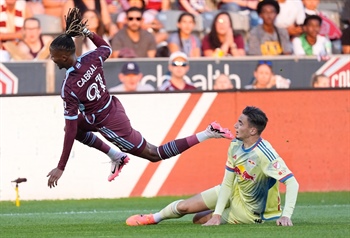 Rapids use own goal to draw New York Red Bulls on scorching hot night