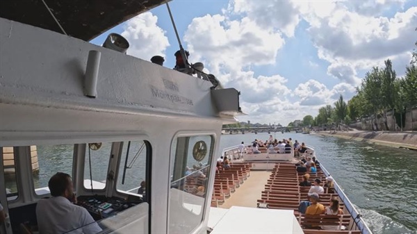 Paris tour boat company uses electric boats for Olympic opening ceremony on the Seine