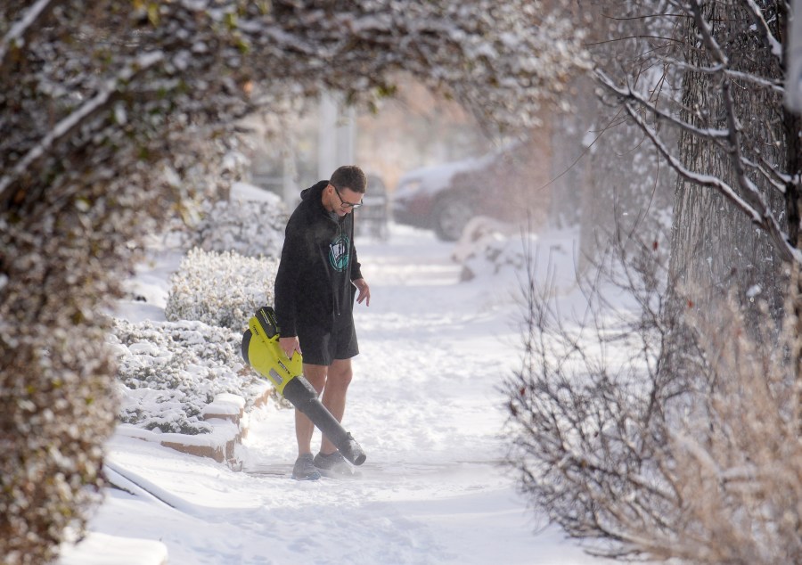 Winter weather watches, warnings, advisories: What's the difference?