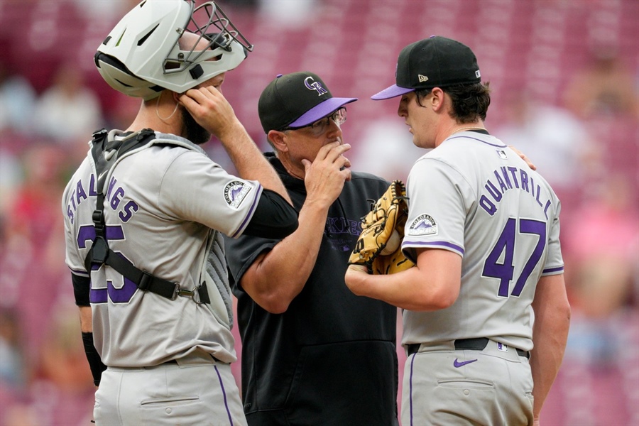 Rockies Journal: As trade deadline looms, Colorado should go all in with youth