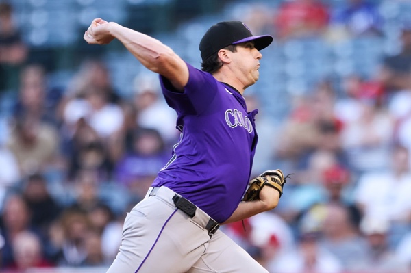 Rockies blow early lead, drop fifth straight in series-opening loss to Angels as Cal Quantrill gets roughed up