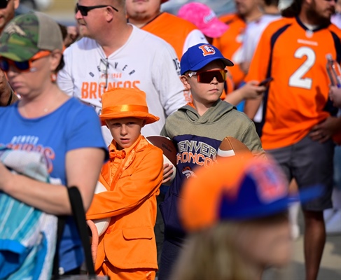 Broncos see 42% attendance bump early in training camp