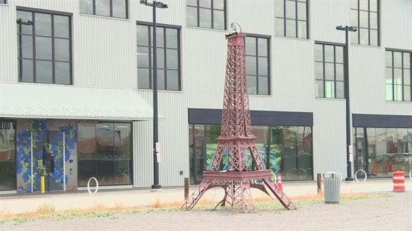 A miniature Eiffel Tower sits in Denver. How did it get there?