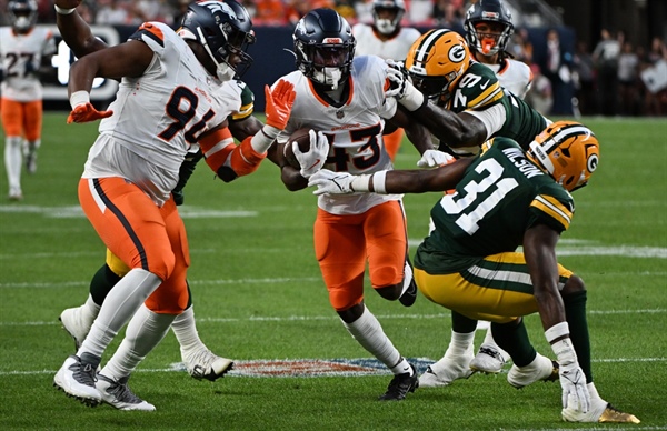 Broncos-Packers 4 downs: S Keidron Smith making case to stick with two picks...